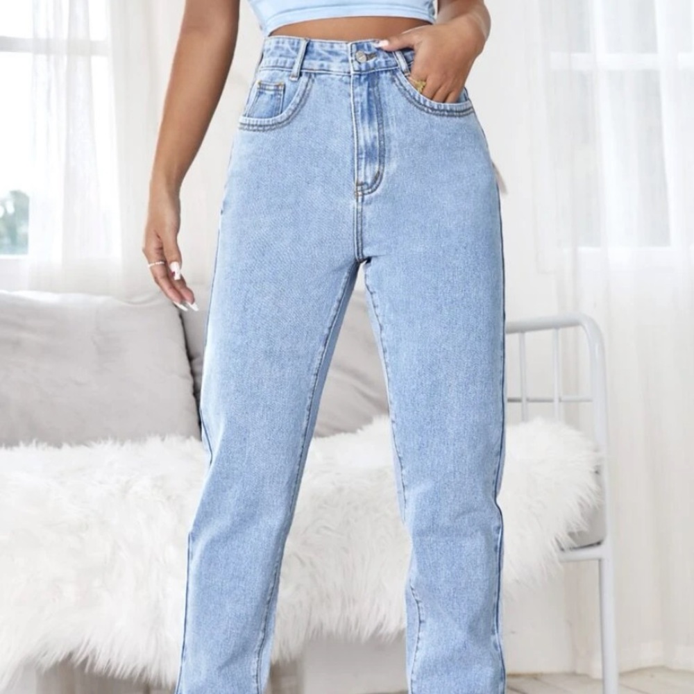 Mom Jeans